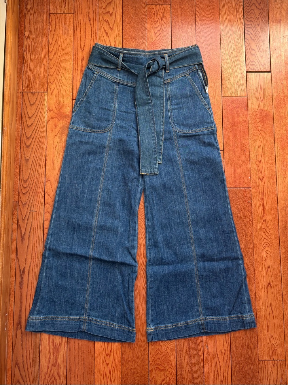Anthropologie Pilcro High Rise Wide Leg Cropped Denim Jeans with Belt